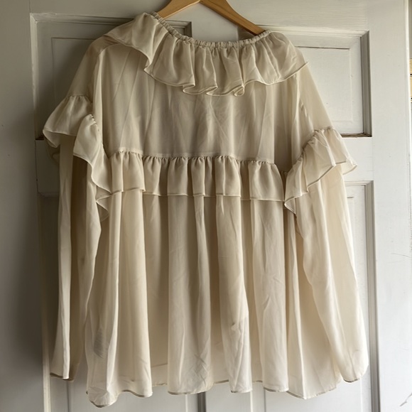 H&M ruffley top - Picture 2 of 2